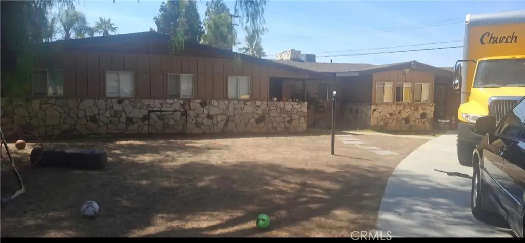 4751 Newbury Court, Riverside, CA — listing photo 1