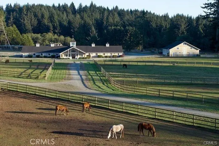 4415 Woods Lane, McKinleyville, CA — listing photo 1