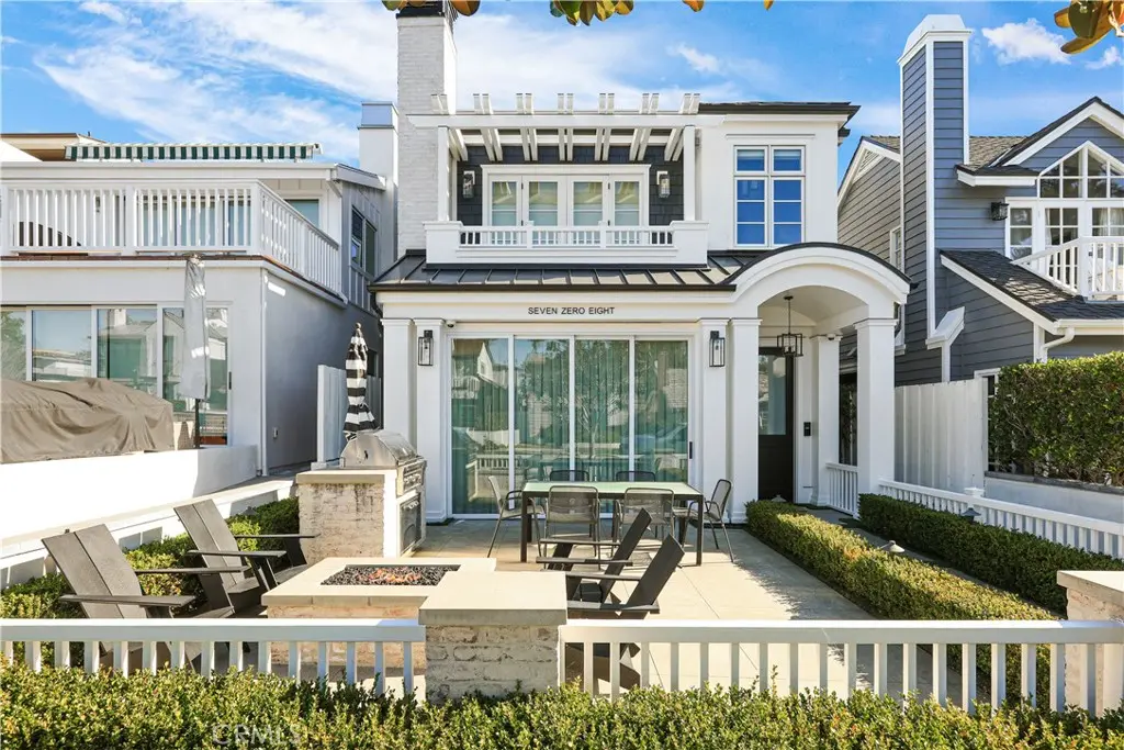 708 Heliotrope Avenue, Corona Del Mar, CA — listing photo 1
