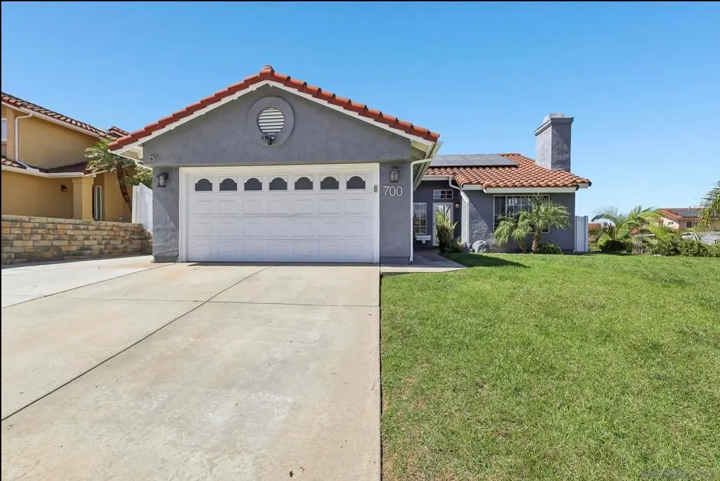 700 Baylor Ave, Bonita, CA — listing photo 1