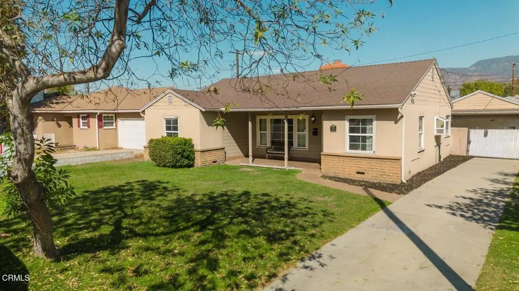 Single Family Residence for sale at 546 E Country Club Lane, San Bernardino, CA featuring 3 beds and 1 bath