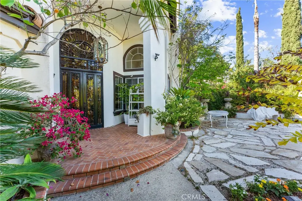 Single Family Residence for rent at 27201 S Ridge Drive, Mission Viejo, CA featuring 4 beds and 3 baths