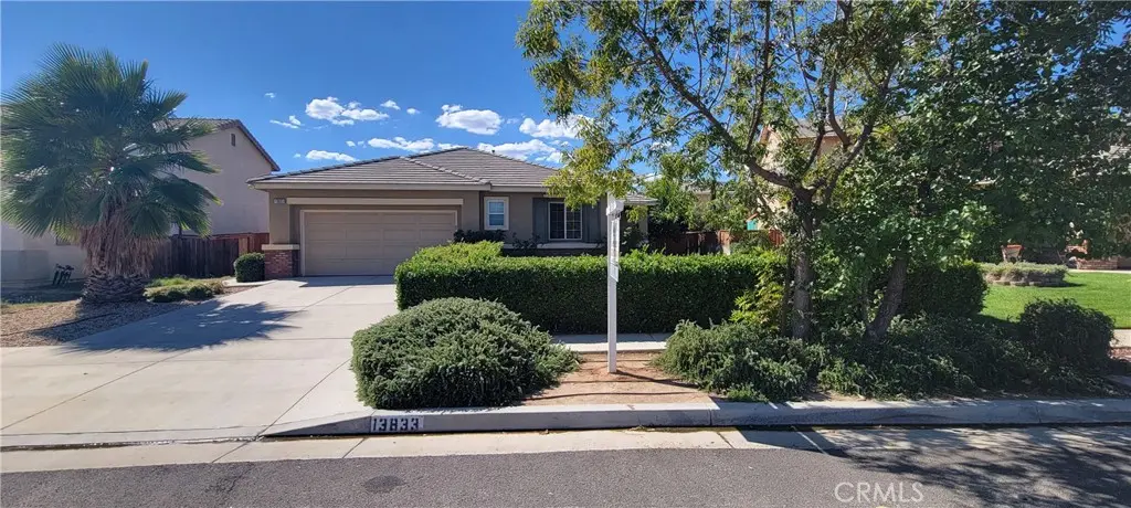13833 Grant Way, Oak Hills, CA — listing photo 1