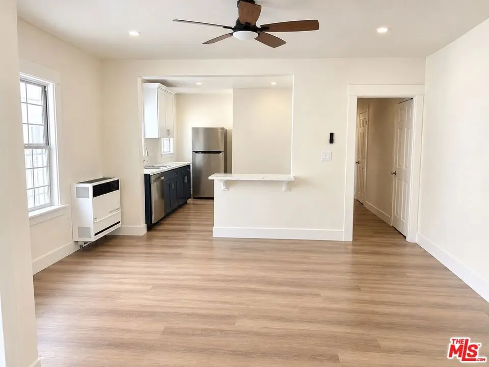 Condominium for rent at 750 S New Hampshire Avenue, Los Angeles, CA featuring 3 beds and 2 baths