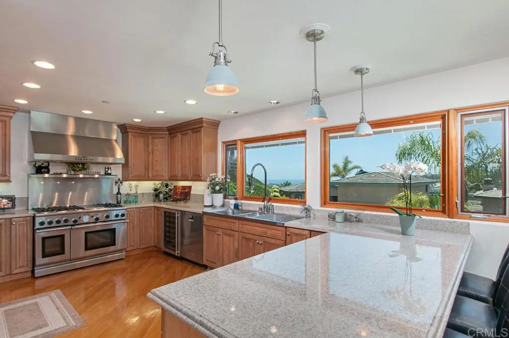 830 Highland Drive, Solana Beach, CA — listing photo 1