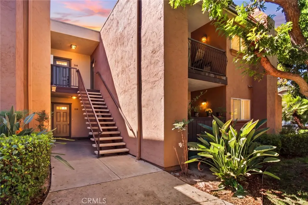 175 Avenida Descanso 108, Oceanside, CA — listing photo 1