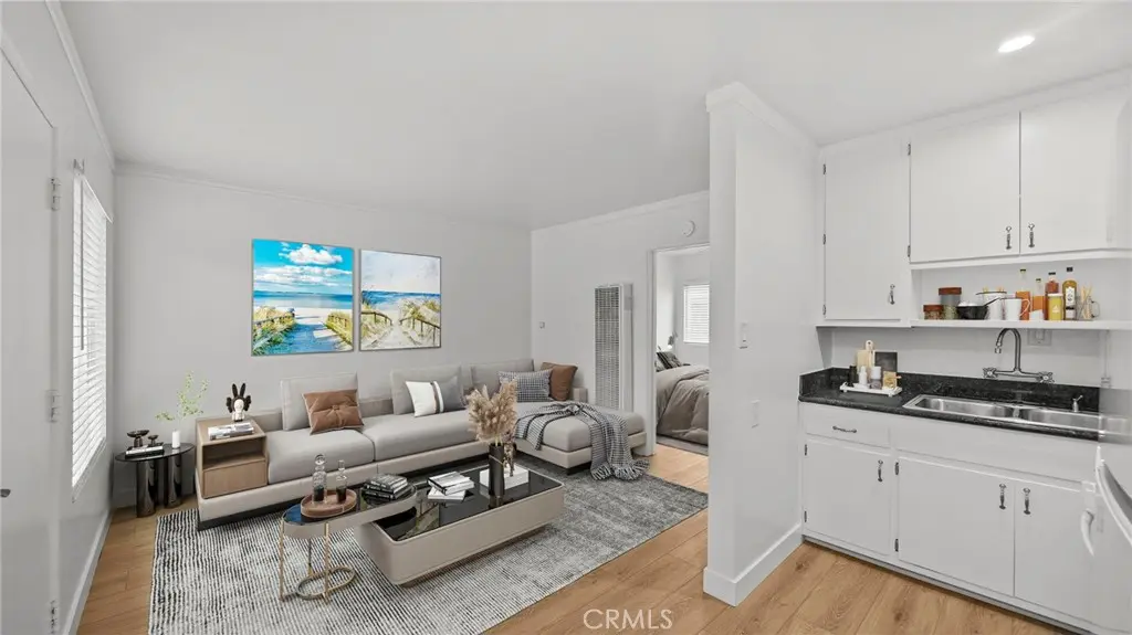 572 Nebraska Avenue 1, Long Beach, CA — listing photo 1