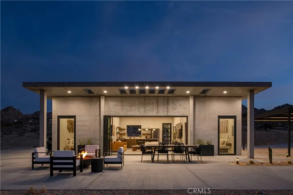 6817 Arizona Avenue, Joshua Tree, CA — listing photo 1