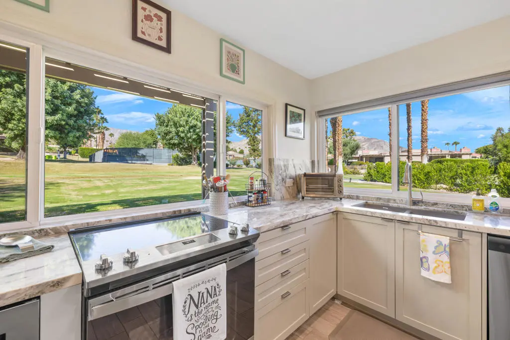 72620 Rolling Knoll Drive, Palm Desert, CA — listing photo 1