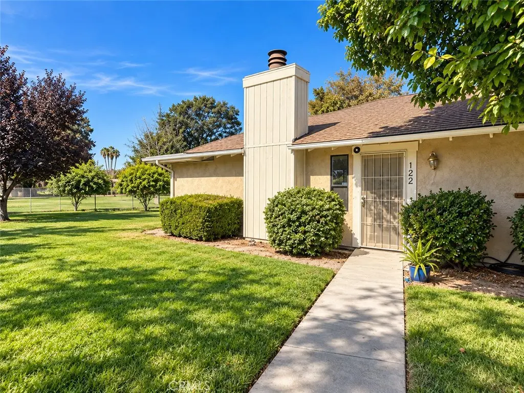 122 Flag, Paso Robles, CA — listing photo 1