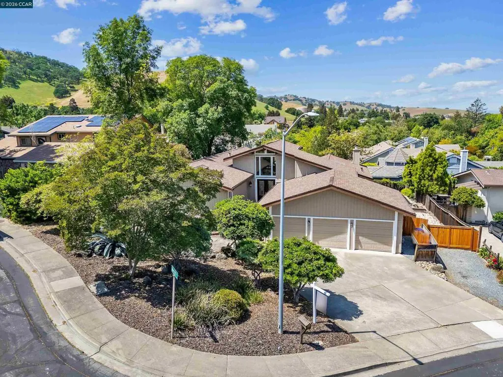 1181 Blue Lake Way, Concord, CA — listing photo 1