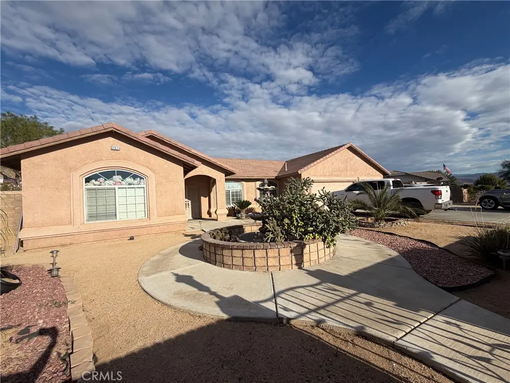 17071 Tokata Road, Apple Valley, CA — listing photo 1
