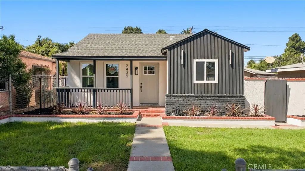 2435 Gale Ave, Long Beach, CA — listing photo 1