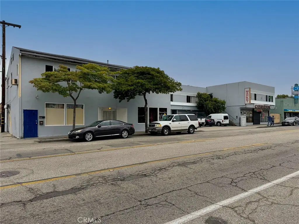 139 W Arbor Vitae, Inglewood, CA — listing photo 1