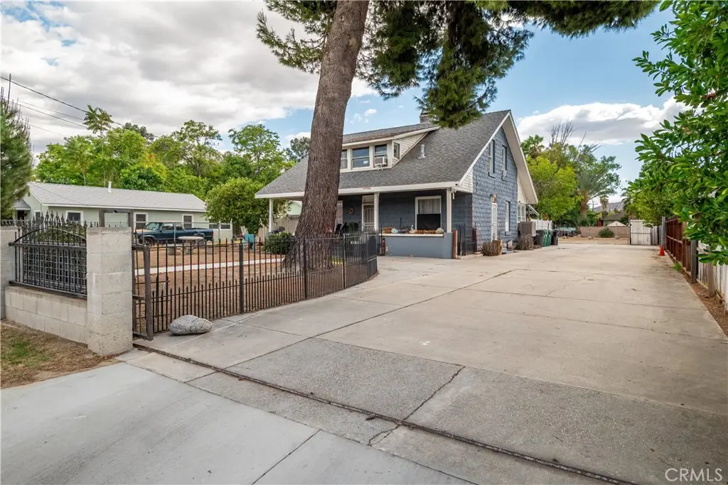 40859 Acacia, Hemet, CA — listing photo 1