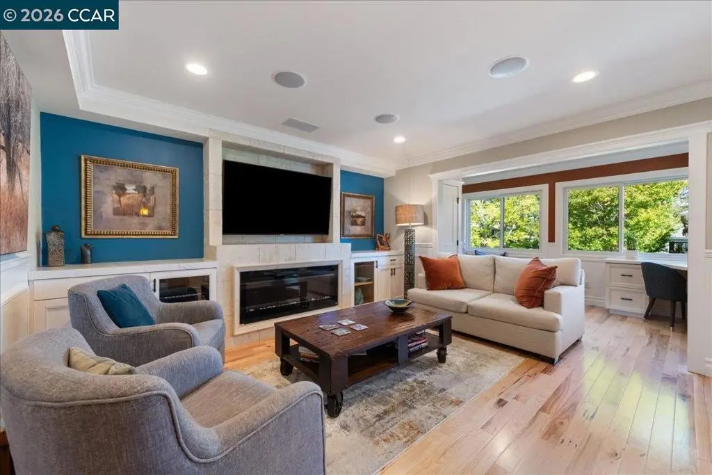 1200 Canyonwood Ct 8, Walnut Creek, CA — listing photo 1