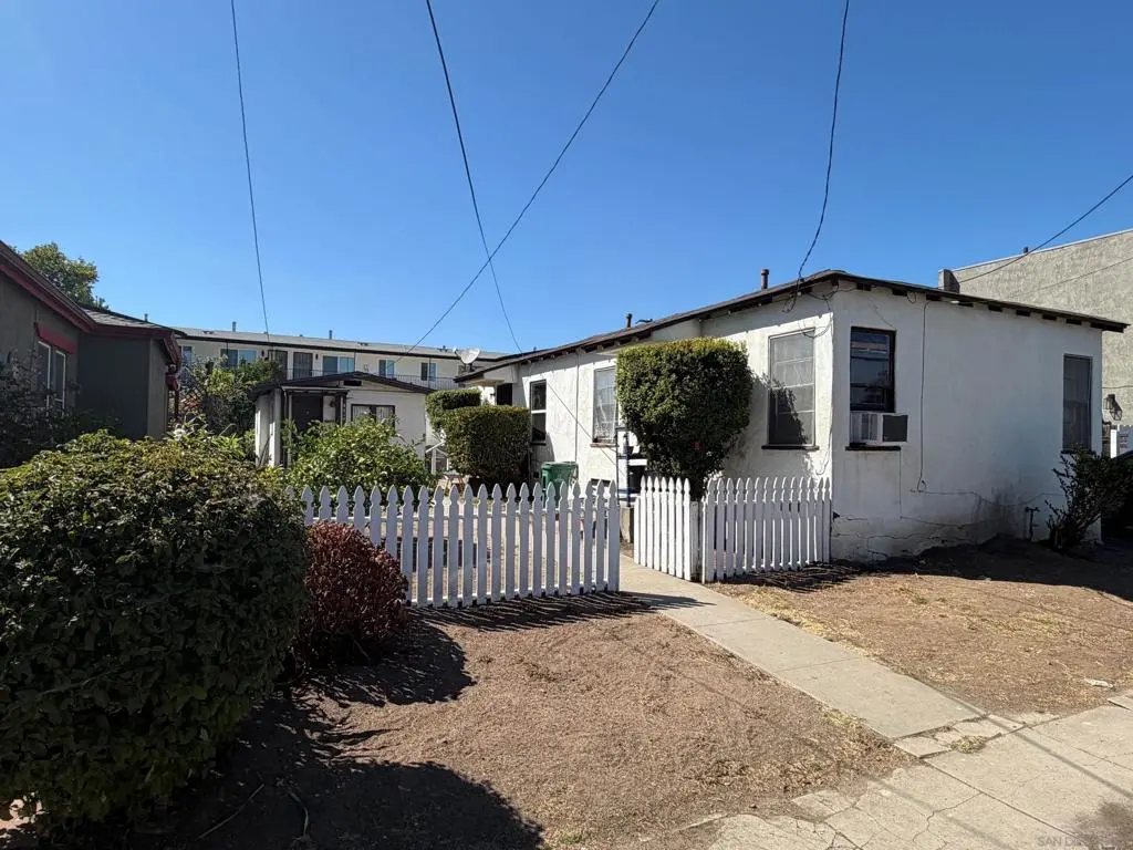 4654 58 39th St, San Diego, CA — listing photo 1