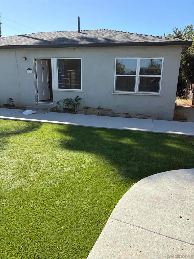 Single Family Residence for rent at 7105 Central Ave, Lemon Grove, CA featuring 3 beds and 1 bath