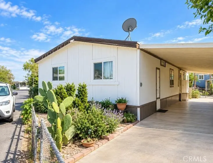 37311 47th E, Palmdale, CA — listing photo 1