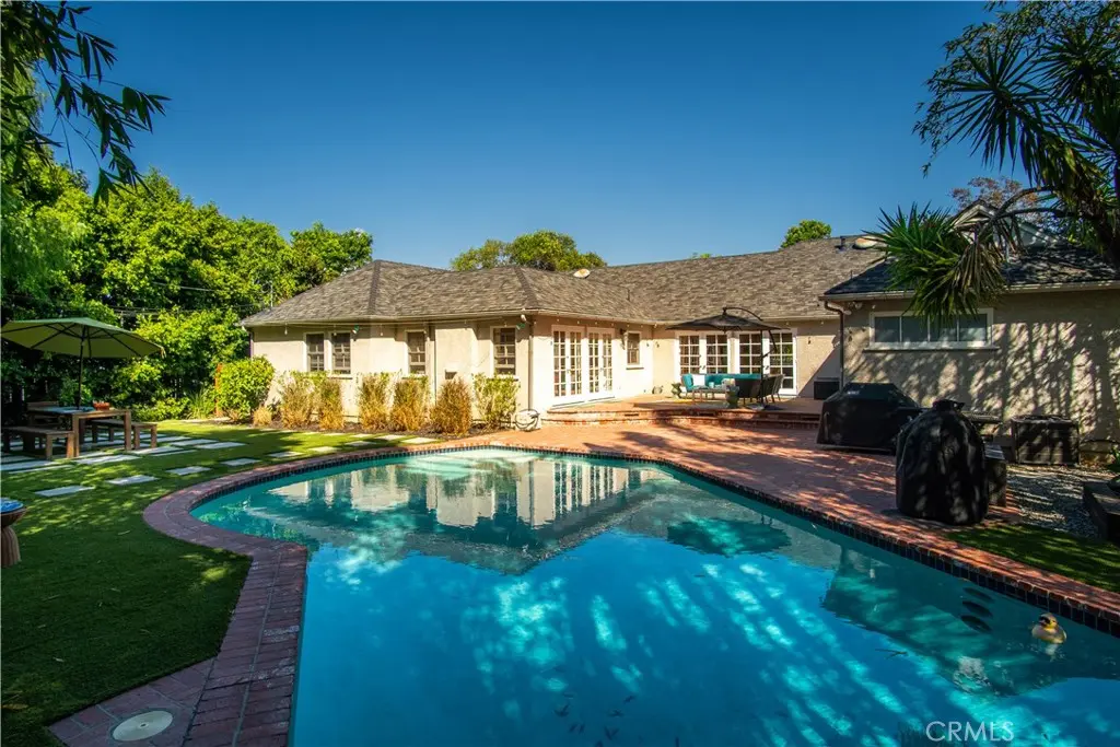 4755 Burnet, Sherman Oaks, CA — listing photo 1