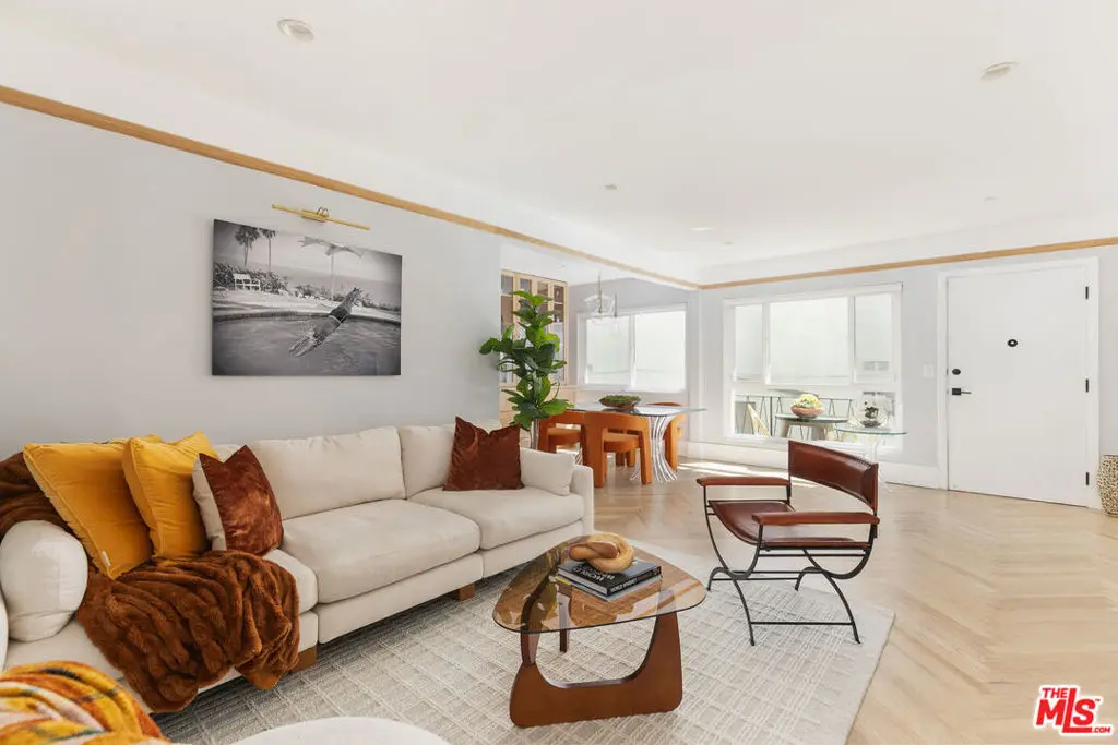 536 N Orlando Avenue 2, Los Angeles, CA — listing photo 1