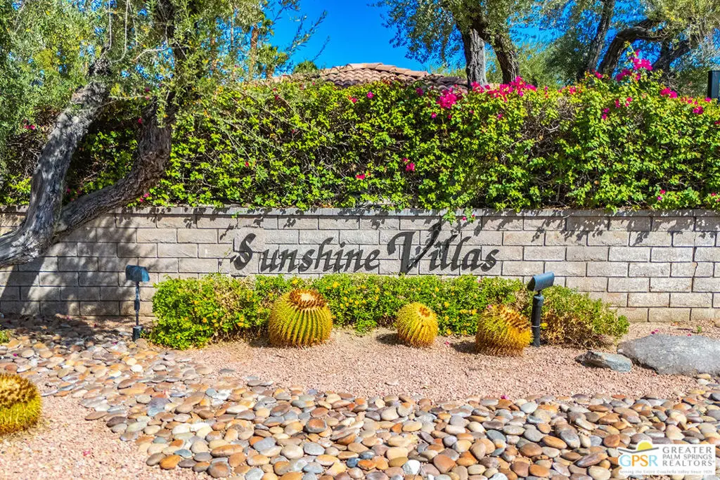 525 W Sunshine Circle, Palm Springs, CA — listing photo 1