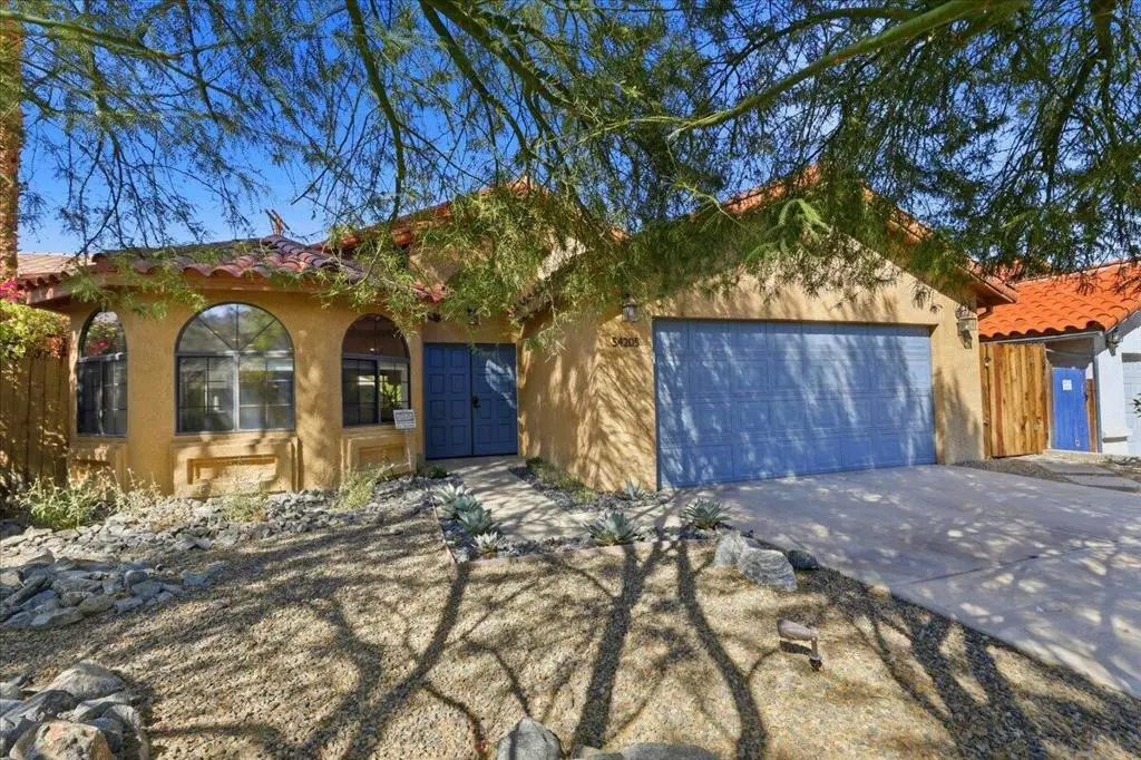 54205 Avenida Vallejo, La Quinta, CA — listing photo 1