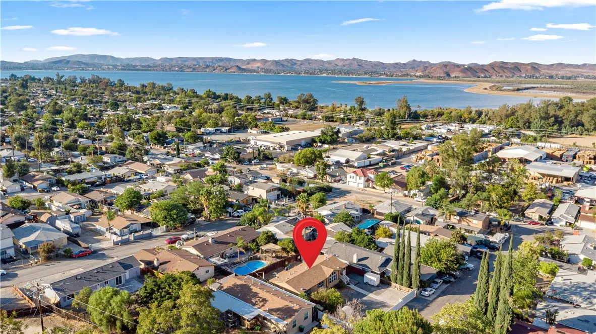 33201 Benner Street, Lake Elsinore, CA — listing photo 1