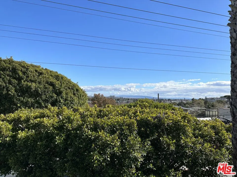623 Ashland Avenue 4, Santa Monica, CA — listing photo 1