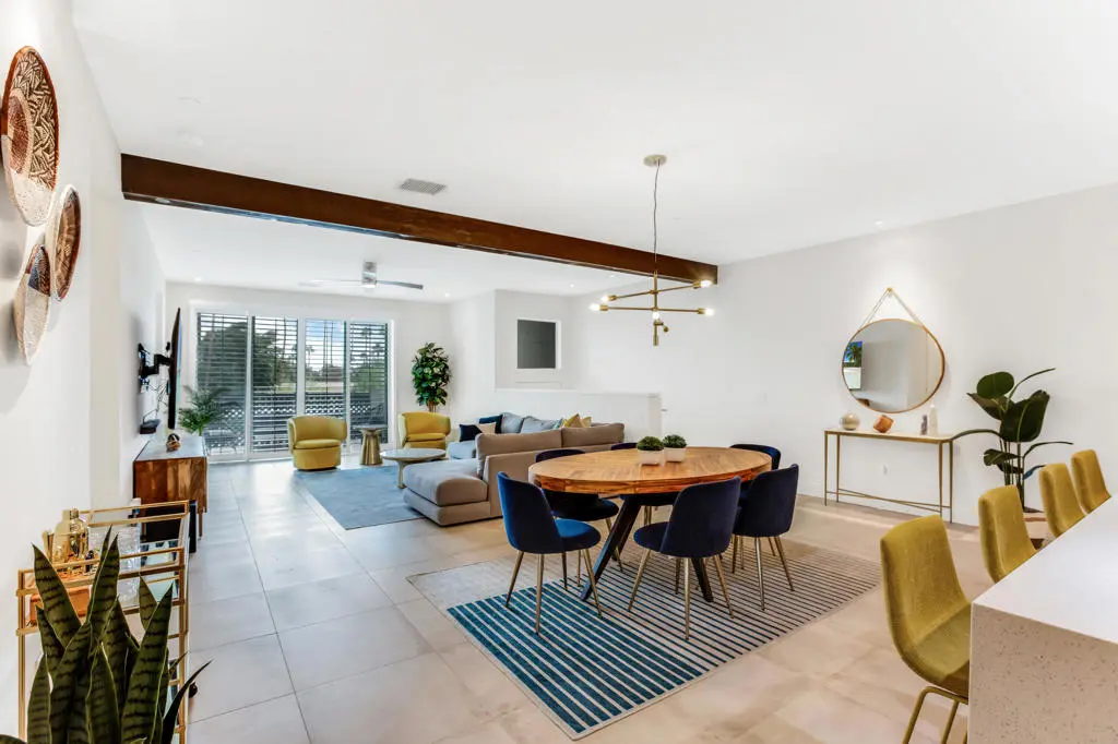 Residential Lease for rent at 160 The Riv, Palm Springs, Riverside County, CA featuring 2 beds and 3 baths