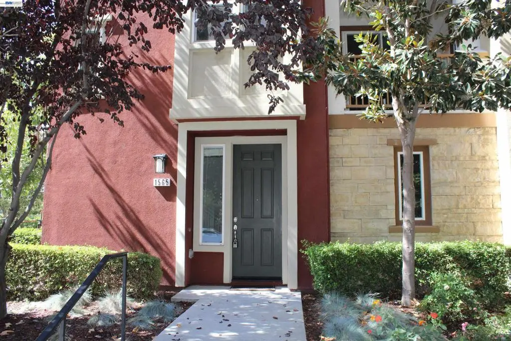 Townhouse for sale at 1565 McCandless Dr, Milpitas, CA featuring 4 beds and 4 baths