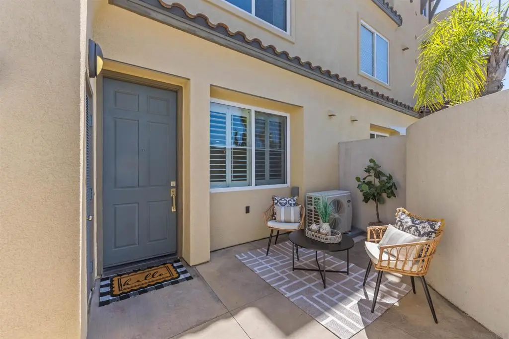 7705 El Cajon Blvd. 3, La Mesa, CA — listing photo 1