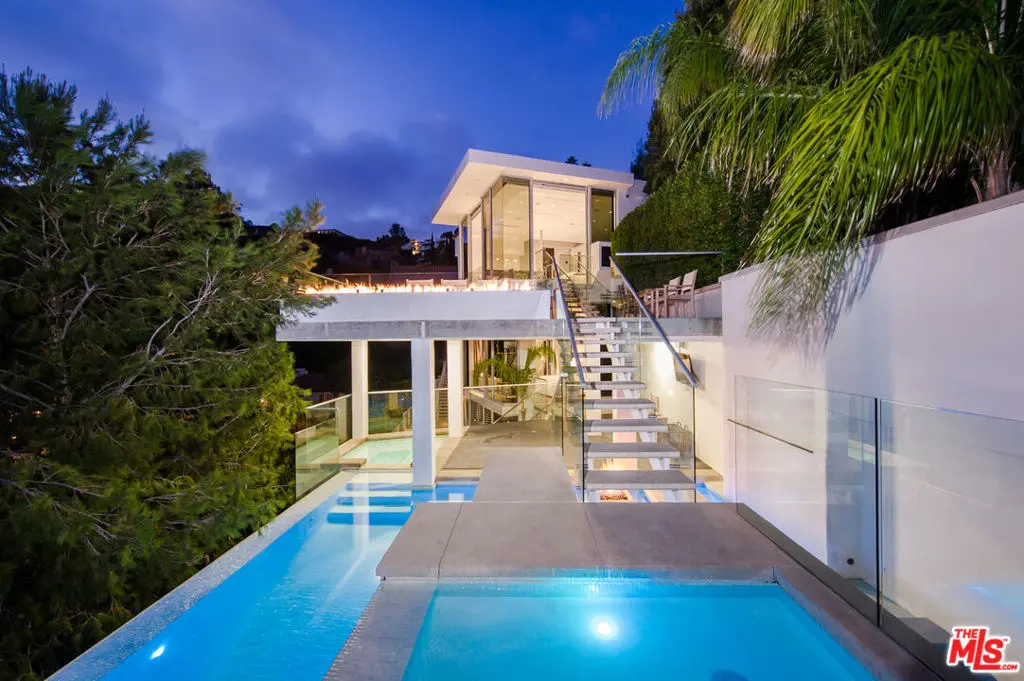 Single Family Residence for sale at 9274 Sierra Mar, Los Angeles, CA featuring 3 beds and 6 baths