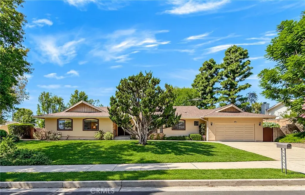 9525 Encino, Northridge, CA — listing photo 1