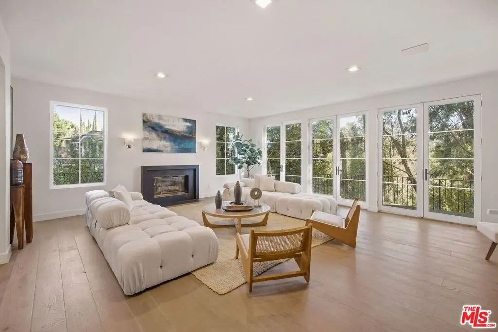 Single Family Residence for sale at 8171 Tianna Road, Los Angeles, CA featuring 4 beds and 6 baths
