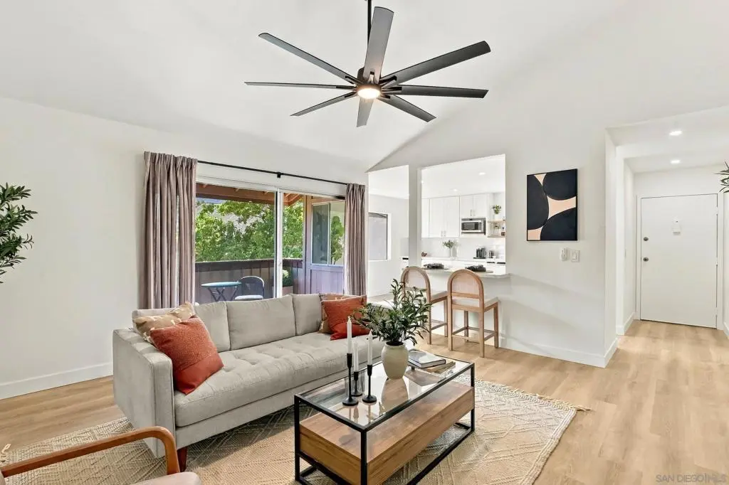 5553 Adobe Falls 14, San Diego, CA — listing photo 1