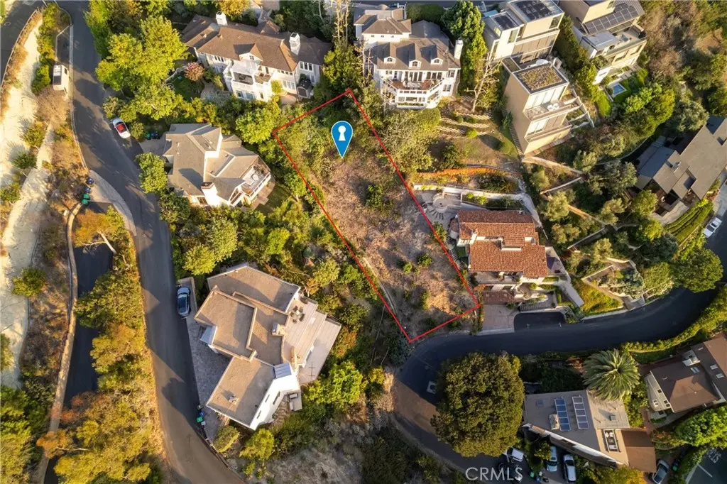 2058 Crestview Drive, Laguna Beach, CA — listing photo 1