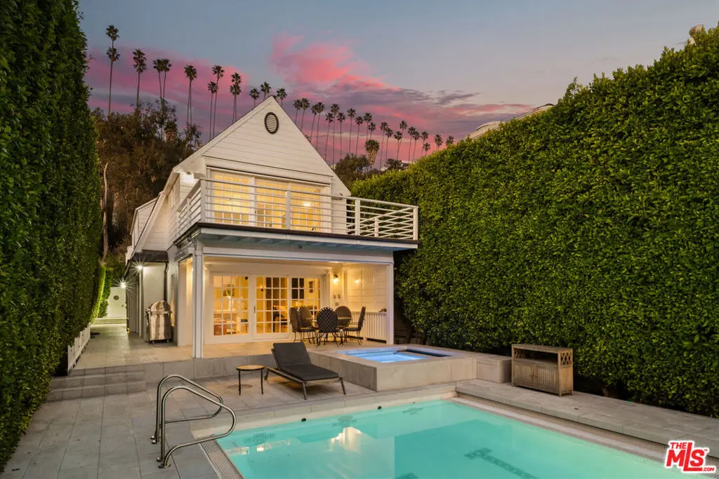 501 Palisades Beach Road, Santa Monica, CA — listing photo 1