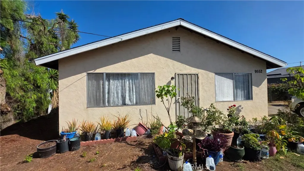 9552 Danancy Court, Spring Valley, CA — listing photo 1
