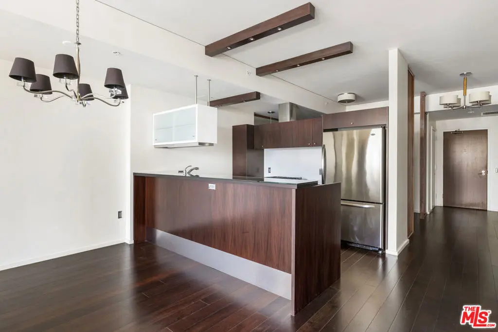 Condominium for rent at 1155 S Grand Avenue 912, Los Angeles, CA featuring 2 beds and 2 baths