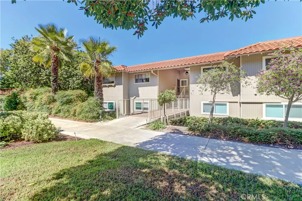 874 Avenida Sevilla #O, Laguna Woods, CA — listing photo 1