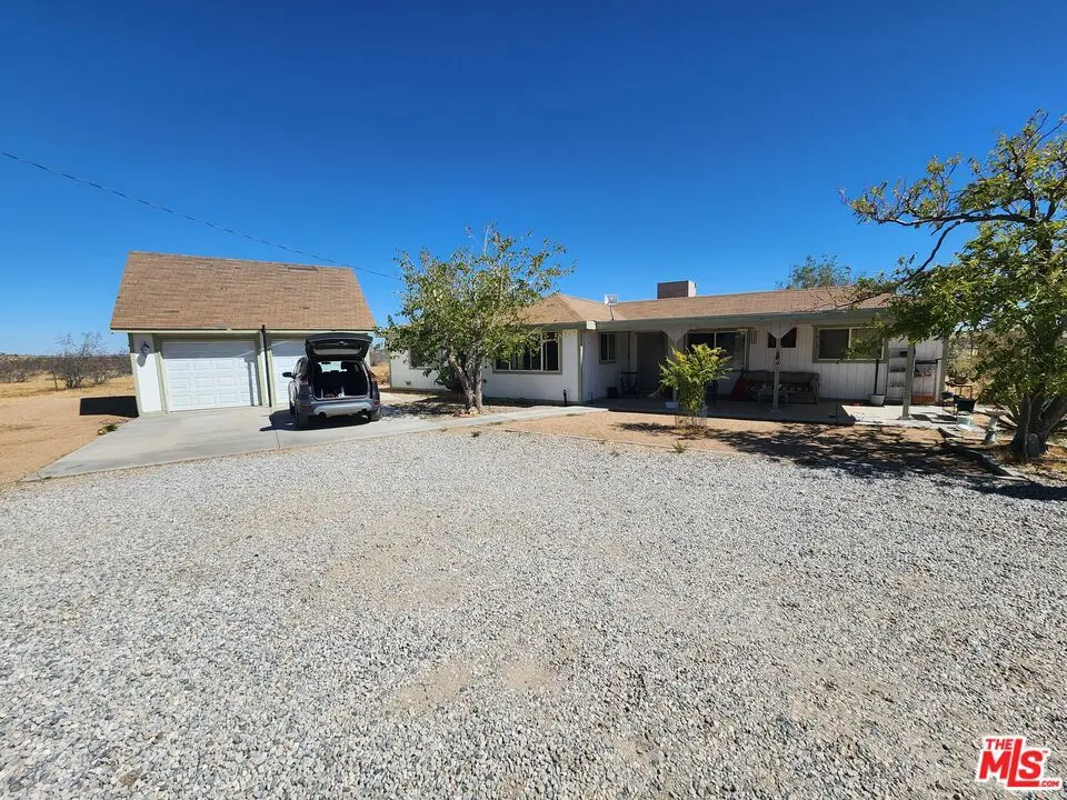 1525 Keeler Avenue, Yucca Valley, CA — listing photo 1