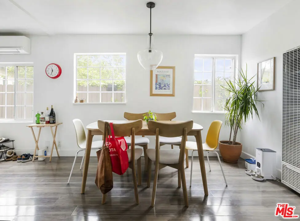 Apartment for rent at 1410 Maltman Avenue, Los Angeles, CA featuring 3 beds and 1 bath