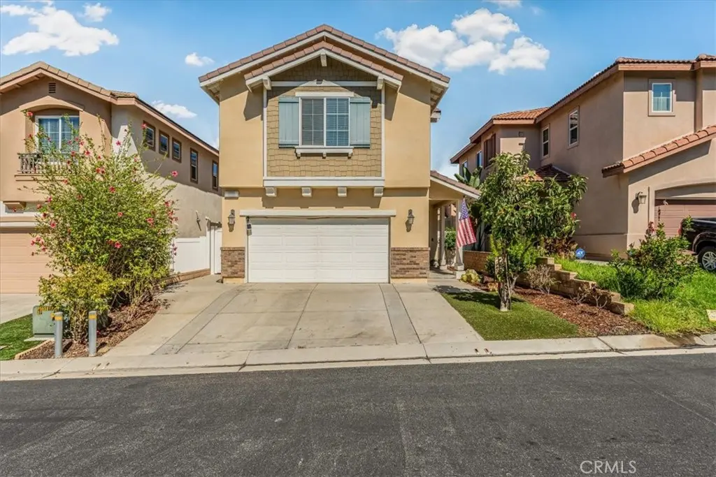 173 Rosewood, Fillmore, CA — listing photo 1