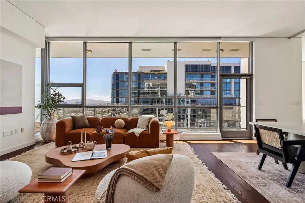9 MacArthur Place 2003, Santa Ana, CA — listing photo 1