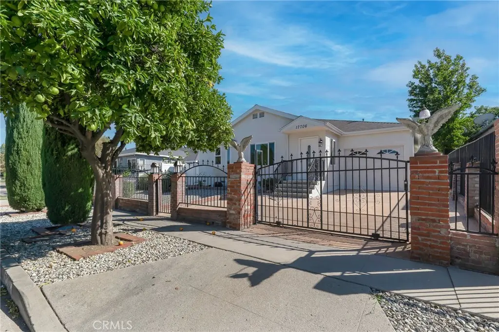 17706 Collins Street, Encino, CA — listing photo 1