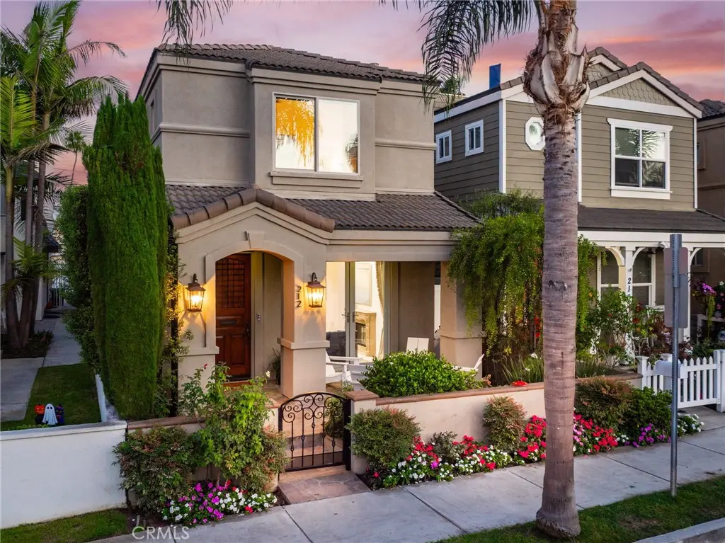 212 5th Street, Seal Beach, CA — listing photo 1