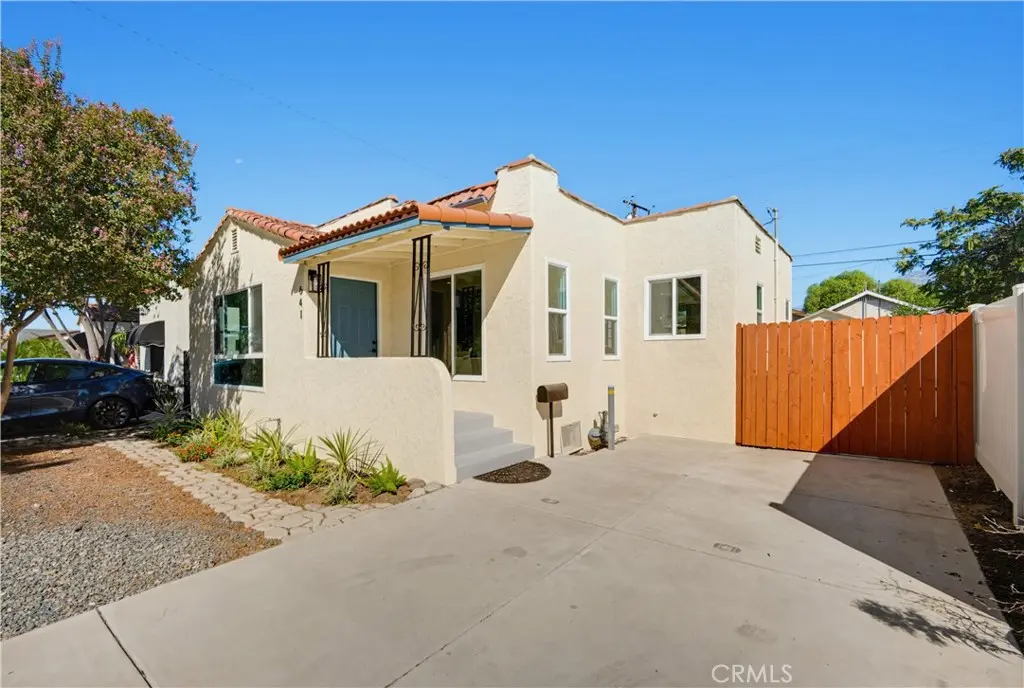 641 Plaza Serena, Ontario, CA — listing photo 1