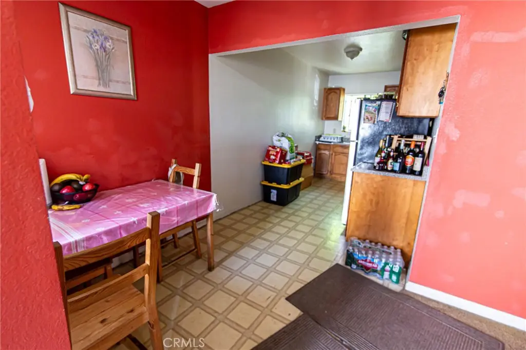 233 W 42nd 1, Los Angeles, CA — listing photo 1