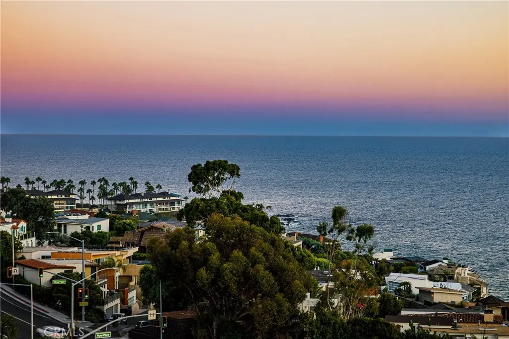 251 Highland B, Laguna Beach, CA — listing photo 1